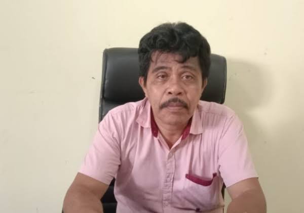 Foto Sumber Google. Plt DPMD Halsel Ilham Abubakar