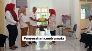 Begini Perpisahan Pegawai Senior Ny. Hajar Abdurahman di Dinas Perkim Pemkab Halteng