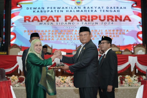 Mutiara Dilantik, KPU Harus Tegas Nyatakan TMS Calon Bupati Halteng: Marwah dan Integritas Lembaga Diuji!
