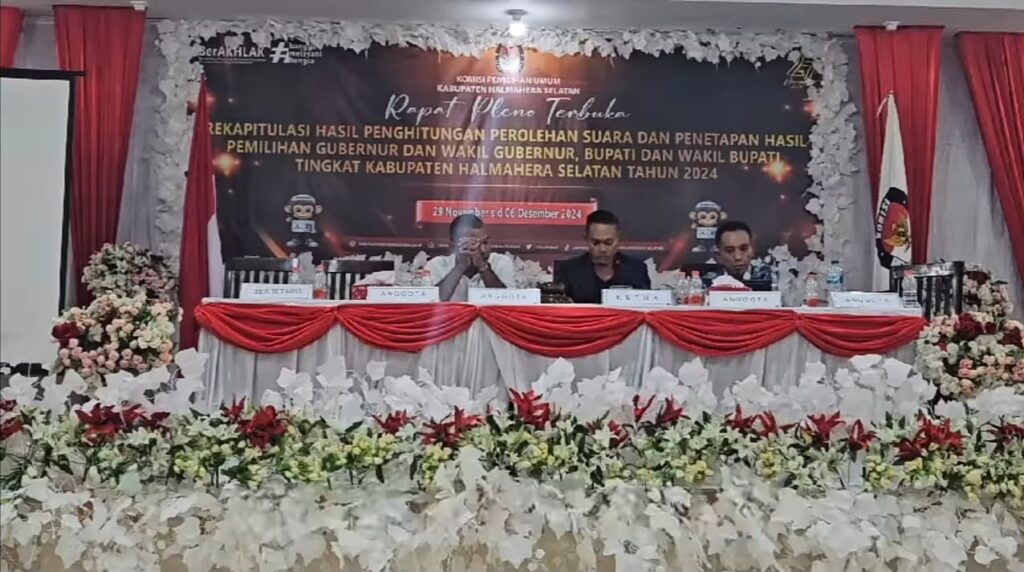 Resmi Bupati dan Wakil Bupati, KPU Halsel Tetapkan Bassam-Helmi Suara Terbanyak di Pilkada 2024