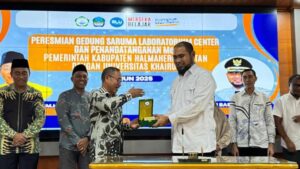 Halsel Aktif Dalam Pengembangan SDM, Bassam Kasuba Resmikan Saruma Laboratorium di Unkhair Ternate