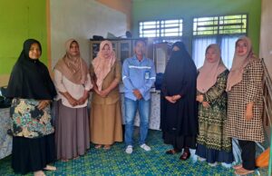 Lagi dan Lagi, PT. WP Kucurkan Dana Insentif Kepada 25 Guru Honorer di Kecamatan Obi